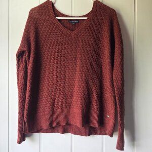 Size SM Women's American Eagle Vneck Knit Sweater‎ Rust.